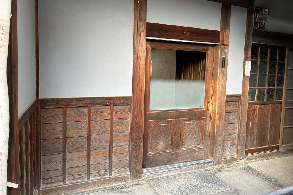 玄関施工前